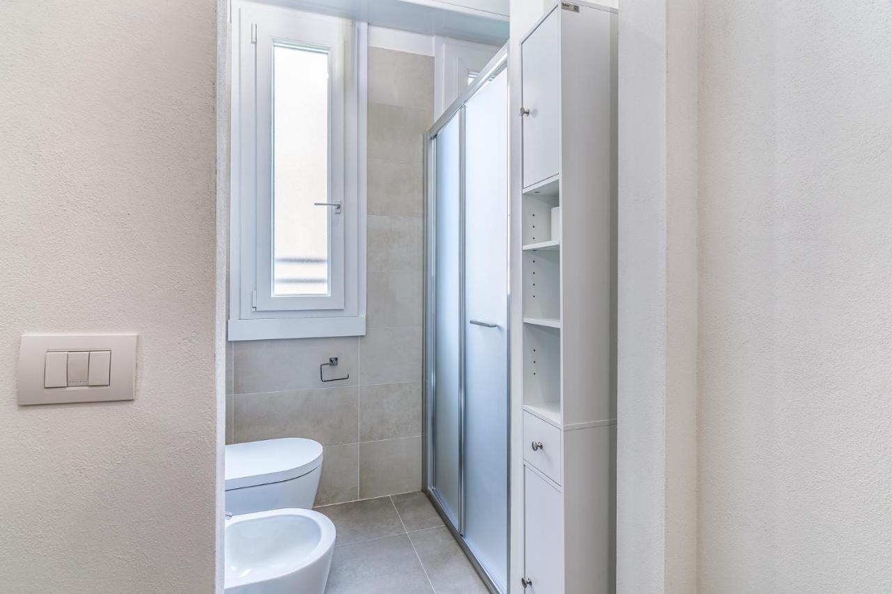 Pisani Apartment Milaan Buitenkant foto